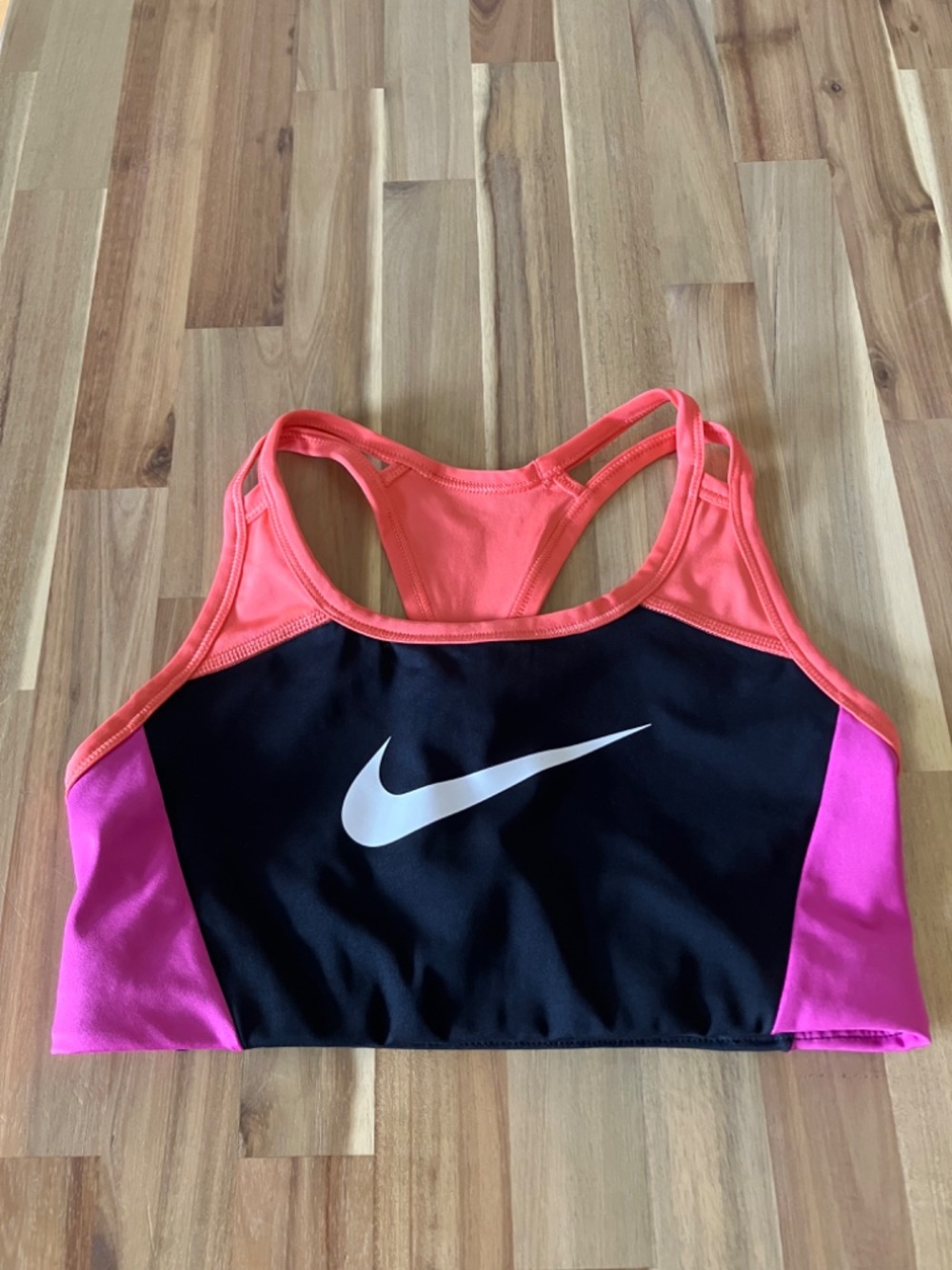 Bundle of 2 Sports Bras – Nike & Lululemon - Picture 7 of 8